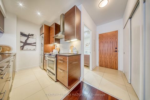 Photo 6 at 801 - 1 Market Street, Waterfront Communities C8, Toronto