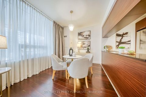 Photo 12 at 801 - 1 Market Street, Waterfront Communities C8, Toronto