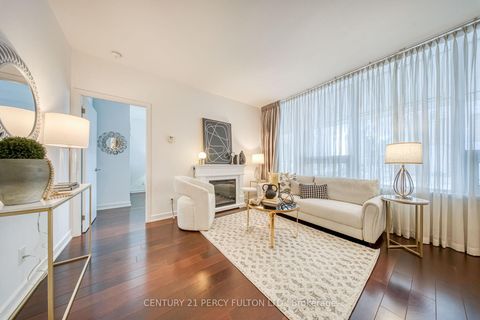 Photo 14 at 801 - 1 Market Street, Waterfront Communities C8, Toronto