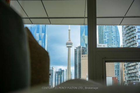 Photo 21 at 801 - 1 Market Street, Waterfront Communities C8, Toronto