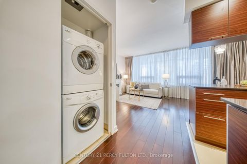 Photo 24 at 801 - 1 Market Street, Waterfront Communities C8, Toronto