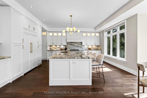 Photo 13 at 212 Sussex Avenue, Harding, Richmond Hill