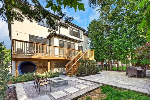 Photo 39 at 212 Sussex Avenue, Harding, Richmond Hill