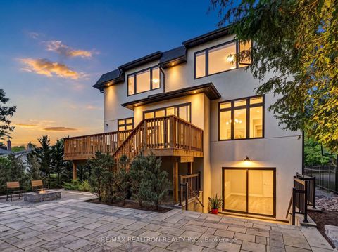 Photo 45 at 212 Sussex Avenue, Harding, Richmond Hill