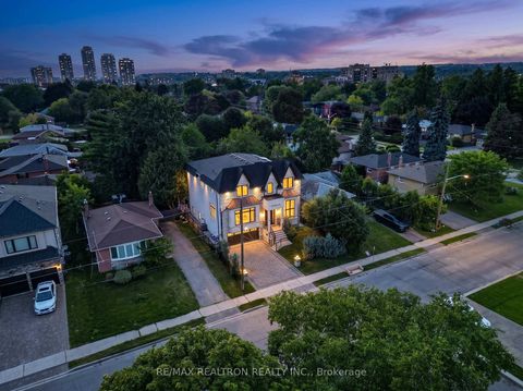 Photo 47 at 212 Sussex Avenue, Harding, Richmond Hill