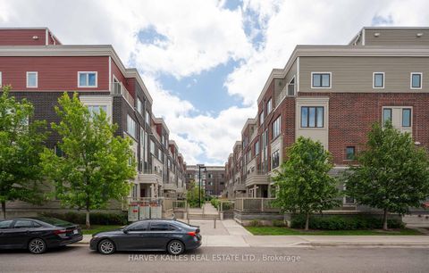Photo 1 at 35 - 85 Eastwood Park Gardens, Long Branch, Toronto