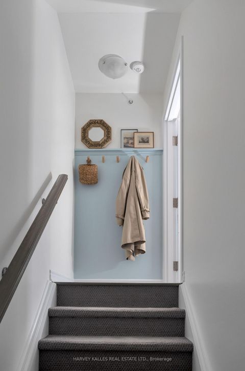 Photo 3 at 35 - 85 Eastwood Park Gardens, Long Branch, Toronto