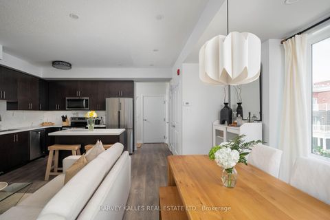 Photo 14 at 35 - 85 Eastwood Park Gardens, Long Branch, Toronto