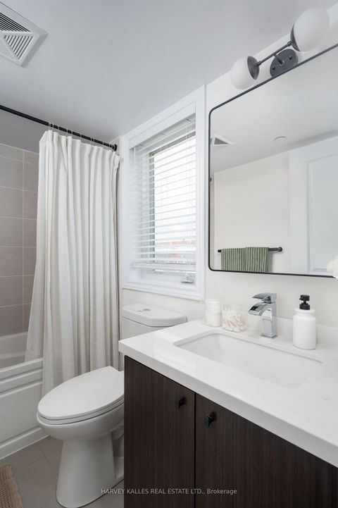 Photo 32 at 35 - 85 Eastwood Park Gardens, Long Branch, Toronto