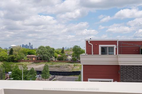 Photo 47 at 35 - 85 Eastwood Park Gardens, Long Branch, Toronto