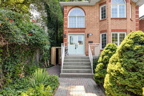 Photo 3 at 15 Woodville Avenue, Broadview North, Toronto
