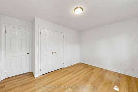 Photo 25 at 15 Woodville Avenue, Broadview North, Toronto