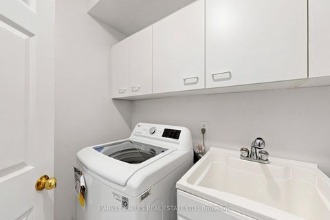 Photo 33 at 15 Woodville Avenue, Broadview North, Toronto