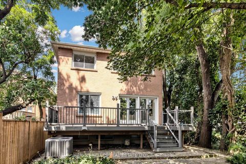Photo 37 at 15 Woodville Avenue, Broadview North, Toronto