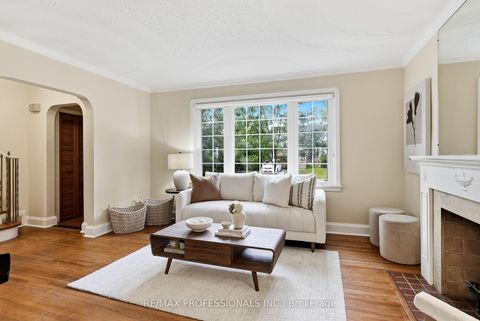 Photo 4 at 1 Bernice Avenue, Queensway, Toronto