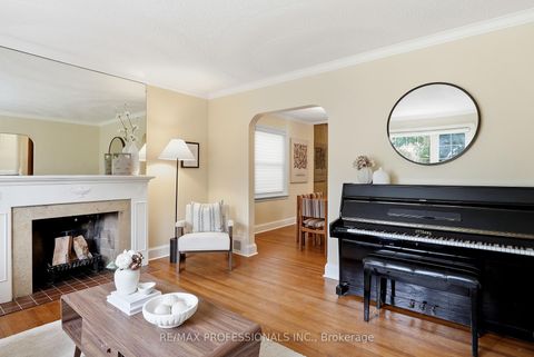 Photo 9 at 1 Bernice Avenue, Queensway, Toronto