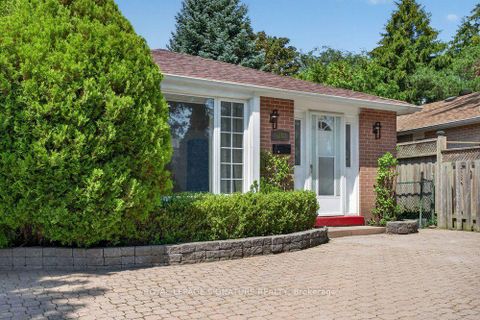 Photo 2 at 16 Earswick Drive, Guildwood, Toronto