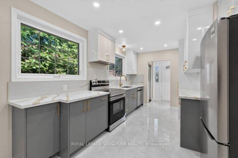 Photo 4 at 16 Earswick Drive, Guildwood, Toronto