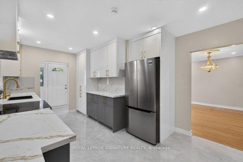 Photo 7 at 16 Earswick Drive, Guildwood, Toronto