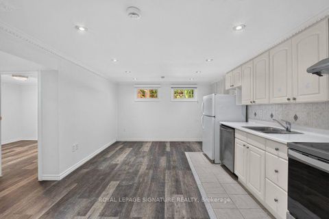 Photo 26 at 16 Earswick Drive, Guildwood, Toronto
