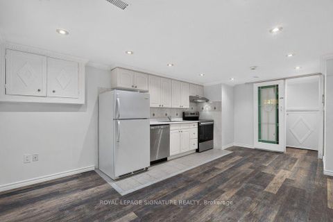 Photo 28 at 16 Earswick Drive, Guildwood, Toronto
