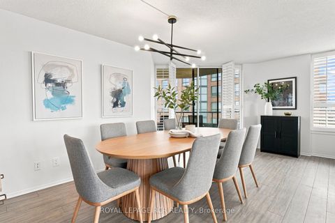 Photo 4 at 1016 - 268 Ridley Boulevard, Nortown, Toronto