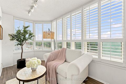 Photo 8 at 1016 - 268 Ridley Boulevard, Nortown, Toronto