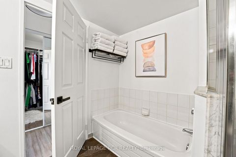 Photo 20 at 1016 - 268 Ridley Boulevard, Nortown, Toronto