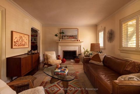 Photo 5 at 30 Kelsonia Avenue, Cliffcrest, Toronto