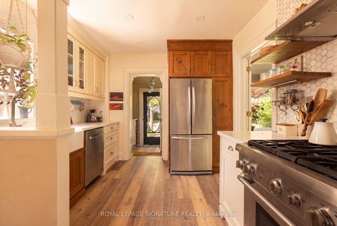 Photo 12 at 30 Kelsonia Avenue, Cliffcrest, Toronto