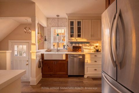 Photo 14 at 30 Kelsonia Avenue, Cliffcrest, Toronto