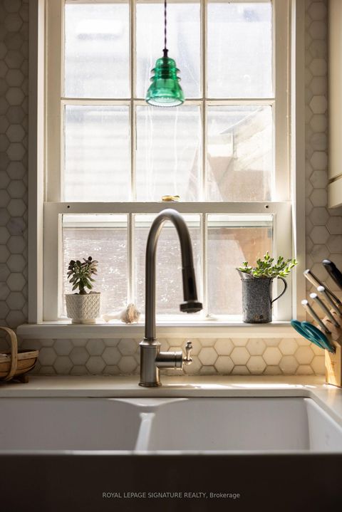 Photo 15 at 30 Kelsonia Avenue, Cliffcrest, Toronto