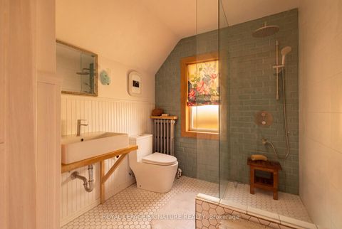 Photo 18 at 30 Kelsonia Avenue, Cliffcrest, Toronto