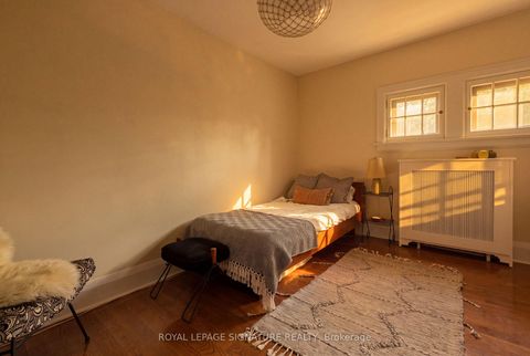 Photo 22 at 30 Kelsonia Avenue, Cliffcrest, Toronto