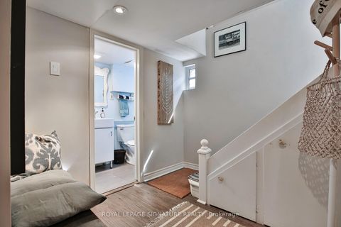 Photo 26 at 30 Kelsonia Avenue, Cliffcrest, Toronto