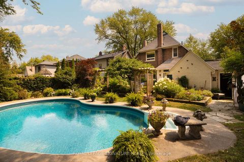 Photo 28 at 30 Kelsonia Avenue, Cliffcrest, Toronto