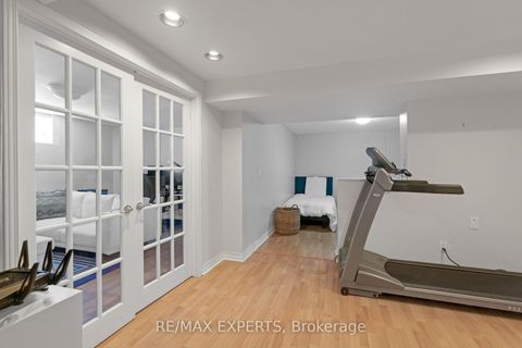 Photo 26 at 255 Matthew Drive, East Woodbridge, Vaughan
