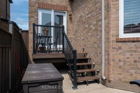 Photo 34 at 255 Matthew Drive, East Woodbridge, Vaughan