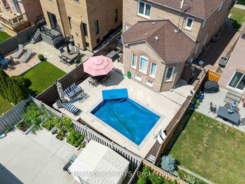Photo 38 at 255 Matthew Drive, East Woodbridge, Vaughan