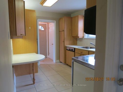 Photo 8 at 482 Warden Avenue, Oakridge, Toronto