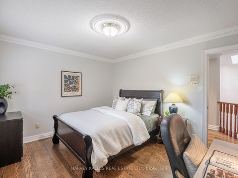 Photo 30 at 3 Cicada Court, Don Mills, Toronto