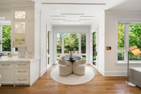 Photo 13 at 148 Munro Boulevard, Windfields, Toronto