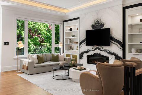 Photo 14 at 148 Munro Boulevard, Windfields, Toronto