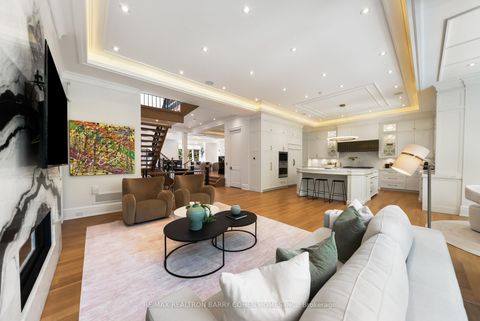 Photo 15 at 148 Munro Boulevard, Windfields, Toronto