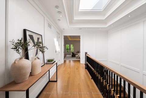 Photo 21 at 148 Munro Boulevard, Windfields, Toronto