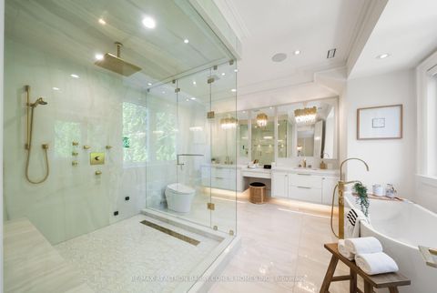 Photo 26 at 148 Munro Boulevard, Windfields, Toronto