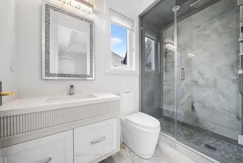 Photo 31 at 148 Munro Boulevard, Windfields, Toronto