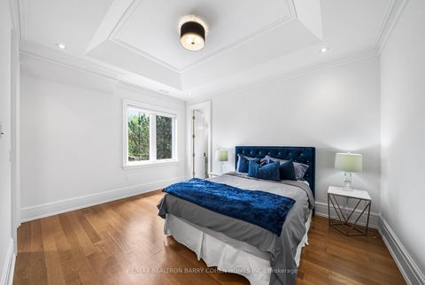 Photo 32 at 148 Munro Boulevard, Windfields, Toronto