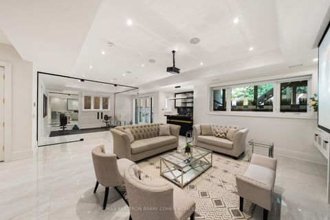 Photo 36 at 148 Munro Boulevard, Windfields, Toronto