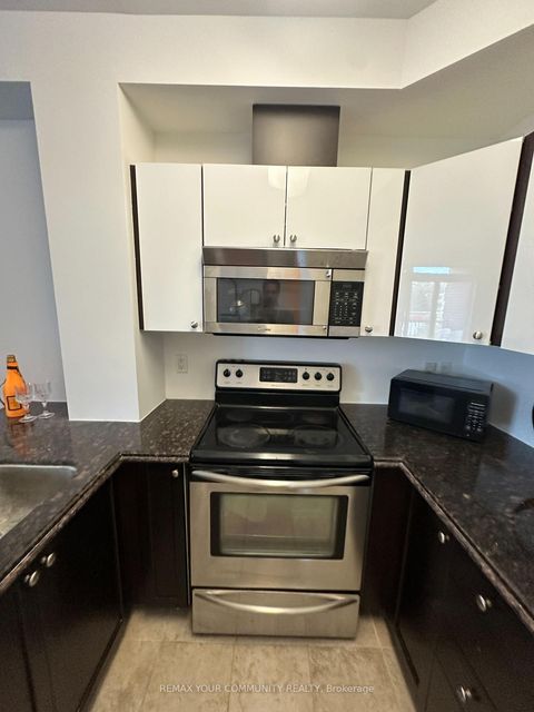 Photo 8 at 205 - 15450 Yonge Street, Aurora Heights, Aurora